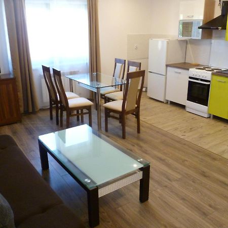 Klimatyczny Domek - Apartamenty & Noclegi Slawecin Luaran gambar