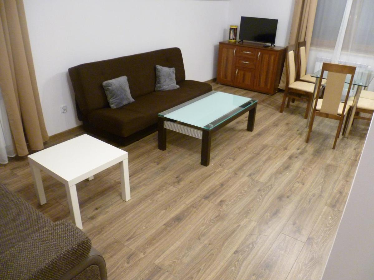 Klimatyczny Domek - Apartamenty & Noclegi Slawecin Luaran gambar