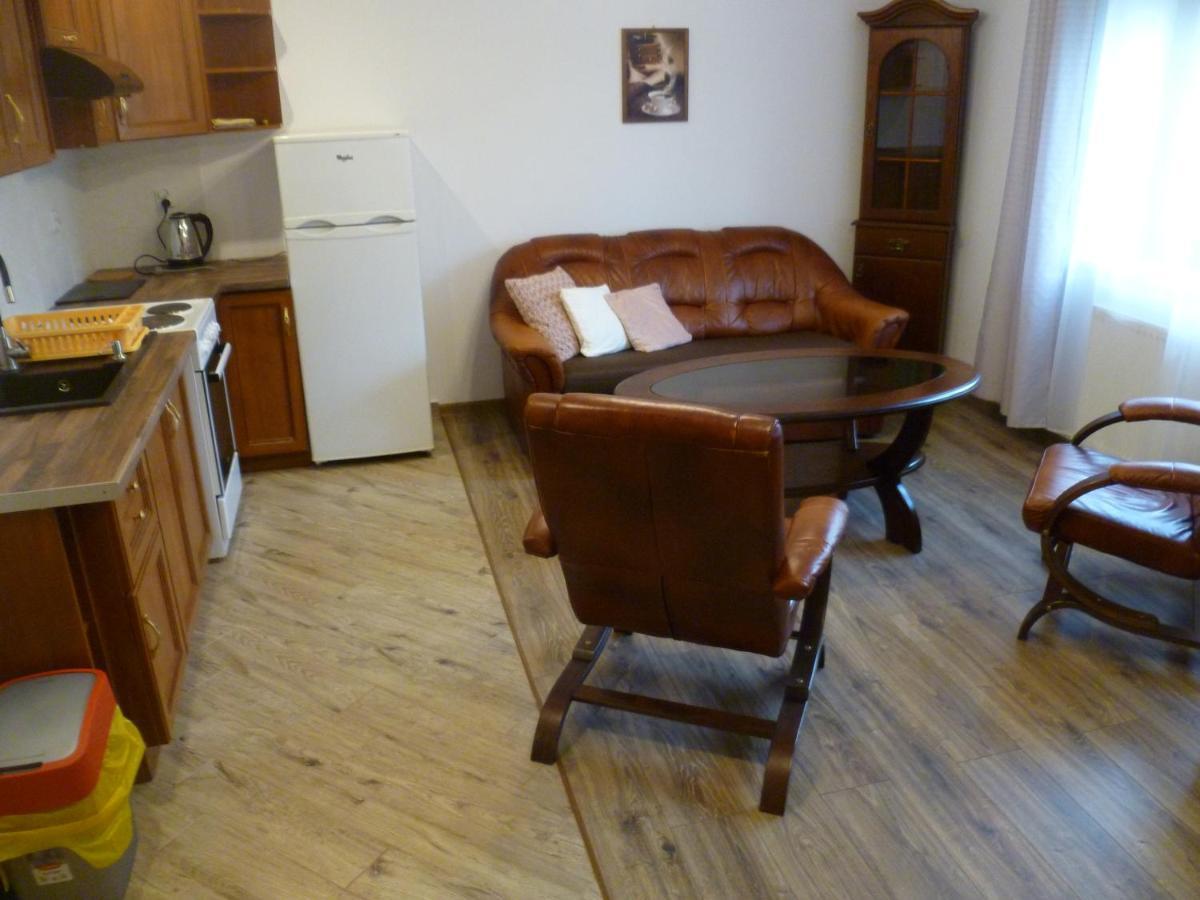 Klimatyczny Domek - Apartamenty & Noclegi Slawecin Luaran gambar