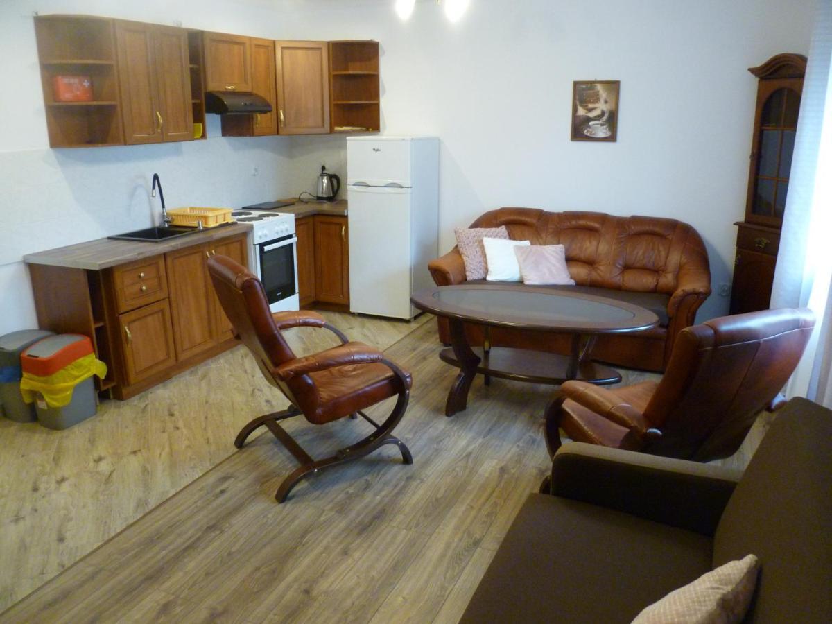 Klimatyczny Domek - Apartamenty & Noclegi Slawecin Luaran gambar